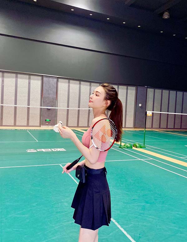 洛杉矶伴游模特