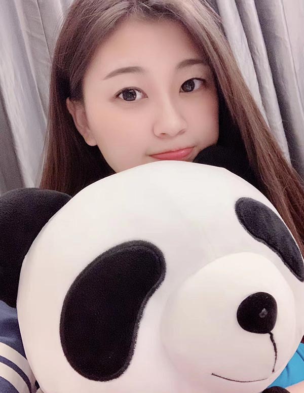 迪拜商务模特价格