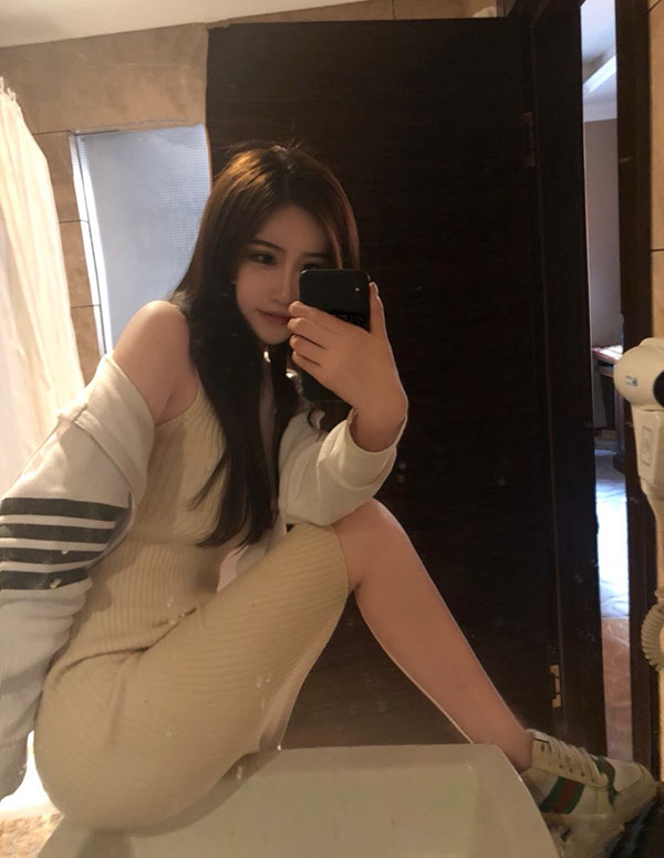 迪拜高端模特经纪人